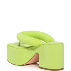 AZALEA WANG APRIL THING FLATFORM SANDAL IN GREEN -AZALEA WANG Shop azalea wang april thing flatform sandal in green green 4 4