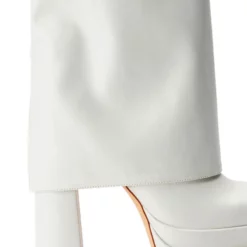 AZALEA WANG BABY FOLD OVER CHUNKY BOOT IN WHITE -AZALEA WANG Shop azalea wang baby fold over chunky boot in white white 5 5 c1
