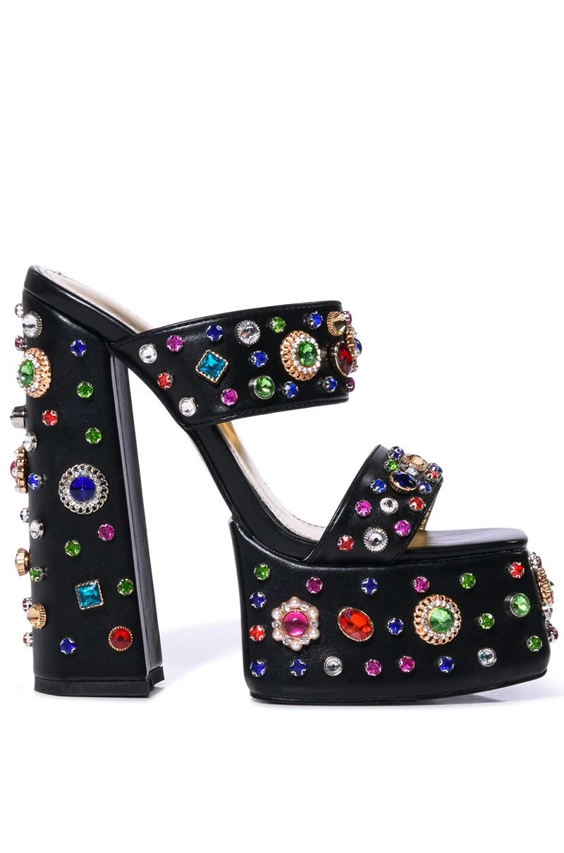 AZALEA WANG BREEZE EMBELLISHED CHUNKY SANDAL IN BLACK 4 AZALEA WANG BREEZE EMBELLISHED CHUNKY SANDAL IN BLACK - Image 2