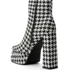 AZALEA WANG CAYENNE HOUNDSTOOTH CHUNKY BOOTIE IN BLACK WHITE -AZALEA WANG Shop azalea wang cayenne houndstooth chunky bootie in black white black white 4 4 c1