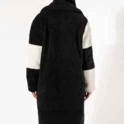 AZALEA WANG CHECK IT LONG TEDDY TRENCH -AZALEA WANG Shop azalea wang check it long teddy trench black white 7 7