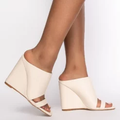 AZALEA WANG LOVE ME TENDER SQUARE TOE WEDGE SANDAL IN BONE