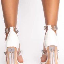 AZALEA WANG MAKE IT EASY CHUNKY SANDAL IN WHITE -AZALEA WANG Shop azalea wang make it easy chunky sandal in white white 4 4