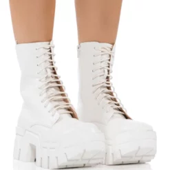 AZALEA WANG OLYMPIA WHITE CHUNKY BOOTIE