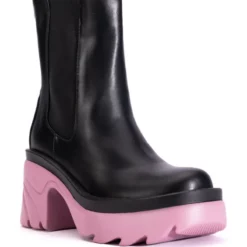 AZALEA WANG PRIMROSE PURPLE SOLE CHUNKY BOOTS IN BLACK -AZALEA WANG Shop azalea wang primrose purple sole chunky boots in black purple 3 3