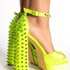 AZALEA WANG ROCK MY WORLD SANDAL IN GREEN -AZALEA WANG Shop azalea wang rock my world sandal in green green 5 5