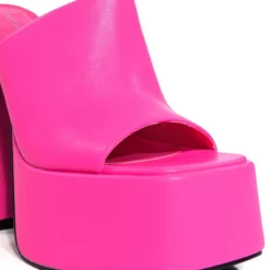 AZALEA WANG SHEBA CHUNKY MULE IN PINK -AZALEA WANG Shop azalea wang sheba chunky mule in pink fuchsia 5 5