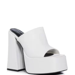AZALEA WANG SHEBA CHUNKY SANDAL IN WHITE -AZALEA WANG Shop azalea wang sheba chunky sandal in white white 3 3