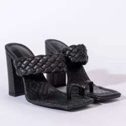 AZALEA WANG SOMETHING ABOUT YOU CHUNKY SANDAL IN BLACK -AZALEA WANG Shop azalea wang something about you chunky sandal in black black 4 4