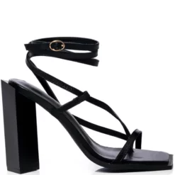 AZALEA WANG VALLEA CHUNKY SANDAL IN BLACK