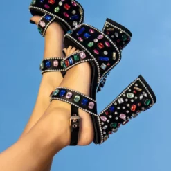 AZALEA WANG WOULDNT CHANGE A THING CHUNKY SANDAL IN BLACK MULTI -AZALEA WANG Shop azalea wang wouldnt change a thing chunky sandal in black multi black multi 1 1 c1