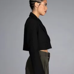 CROPPED BOXY BLAZER 14 CROPPED BOXY BLAZER -AZALEA WANG Shop cropped boxy blazer black 5 5