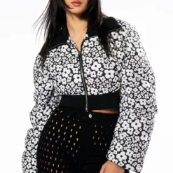 DITZY DAISY CROP PUFFER
