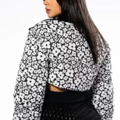 DITZY DAISY CROP PUFFER -AZALEA WANG Shop ditzy daisy crop puffer black white 3 3
