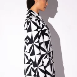 ESCAPE PRINTED OVERSIZED BLAZER -AZALEA WANG Shop escape printed oversized blazer black white 4 4