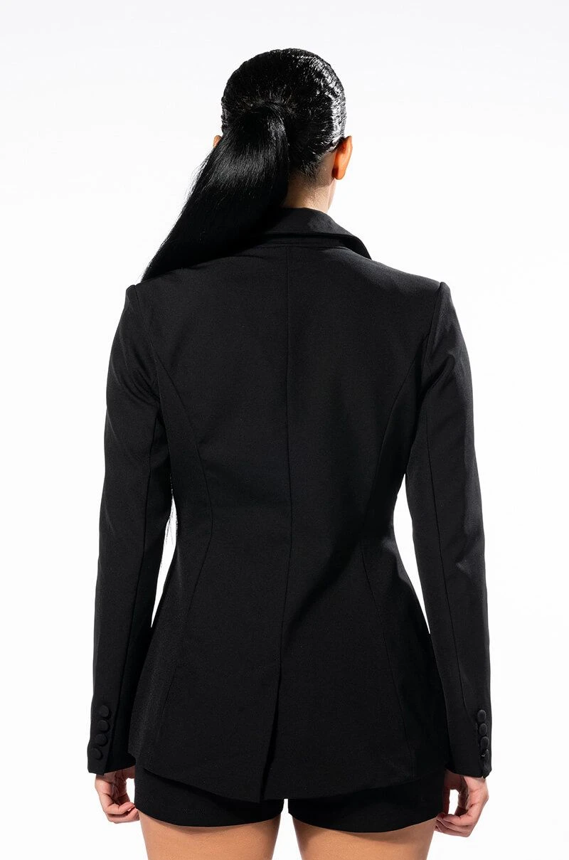 HANSEL FITTED BLAZER IN BLACK 8 HANSEL FITTED BLAZER IN BLACK - Image 6