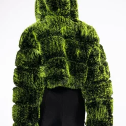 LUXE 3D FAUX FUR CROP JACKET -AZALEA WANG Shop luxe 3d faux fur crop jacket green 10 10