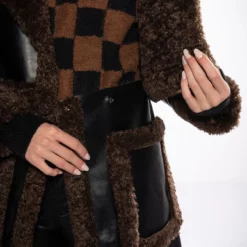 AZALEA WANG BRUSSELS MULTIFUNCTIONAL MIXED MATERIAL TEDDY COAT WITH DETACHABLE TRENCH -AZALEA WANG Shop multifunctional teddy jacket black brown 10 10