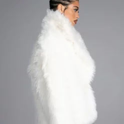 OMG CUTE REVERSIBLE OVERSIZED FAUX FUR PUFFER -AZALEA WANG Shop omg cute reversible oversized faux fur puffer white 7 7