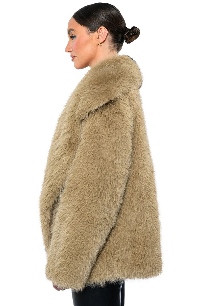 OVERSIZE SOFT FAUX FUR STRIPE JACKET 10 OVERSIZE SOFT FAUX FUR STRIPE JACKET - Image 8