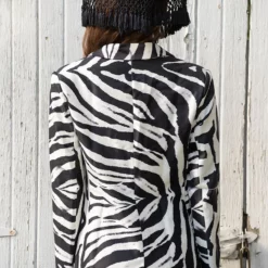 PRINTS PLEASE OVERSIZED ZEBRA BLAZER -AZALEA WANG Shop prints please oversized zebra blazer black white 5 5