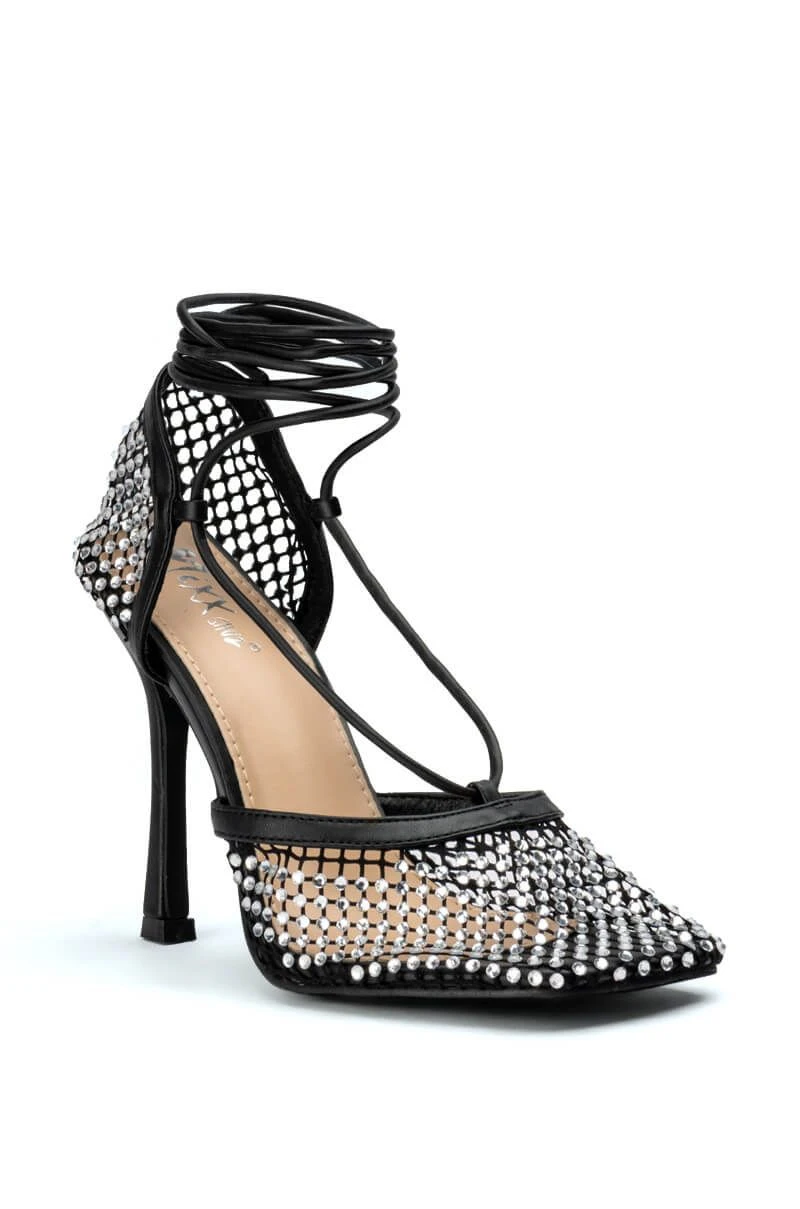 SUPERSTAR STATUS SQUARE TOE NETTED STRAPPY PUMP IN BLACK 5 SUPERSTAR STATUS SQUARE TOE NETTED STRAPPY PUMP IN BLACK - Image 3