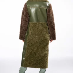TARI TEDDY MIXED MATERIAL TRENCH COAT 12 TARI TEDDY MIXED MATERIAL TRENCH COAT -AZALEA WANG Shop tari teddy mixed material trench coat olive 5 5